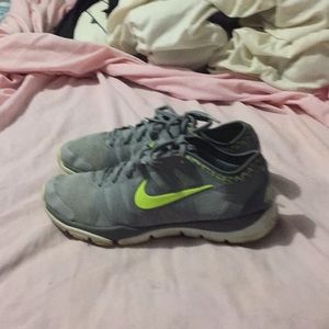 Women’s Nike sneakers